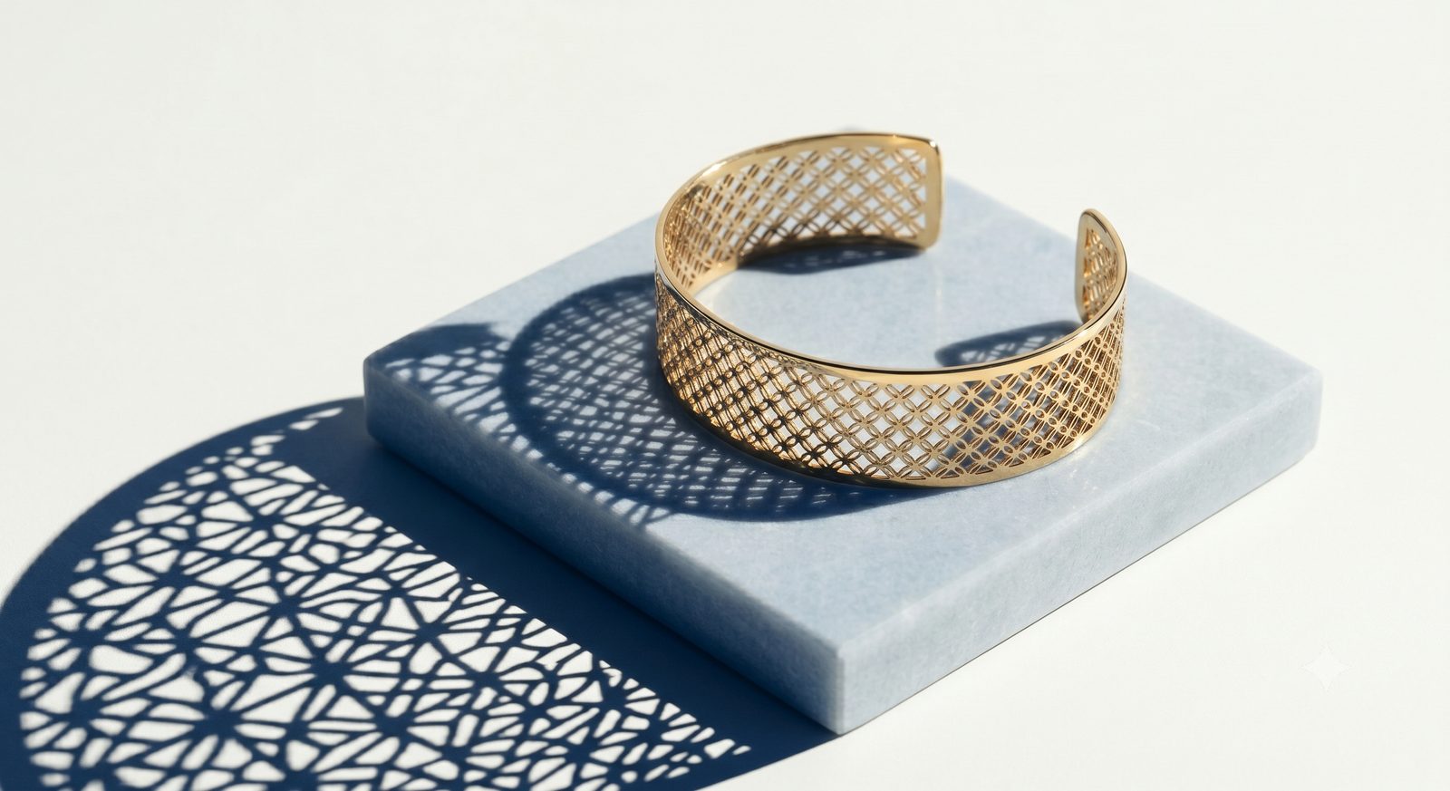 Jaali — gold lattice cuff